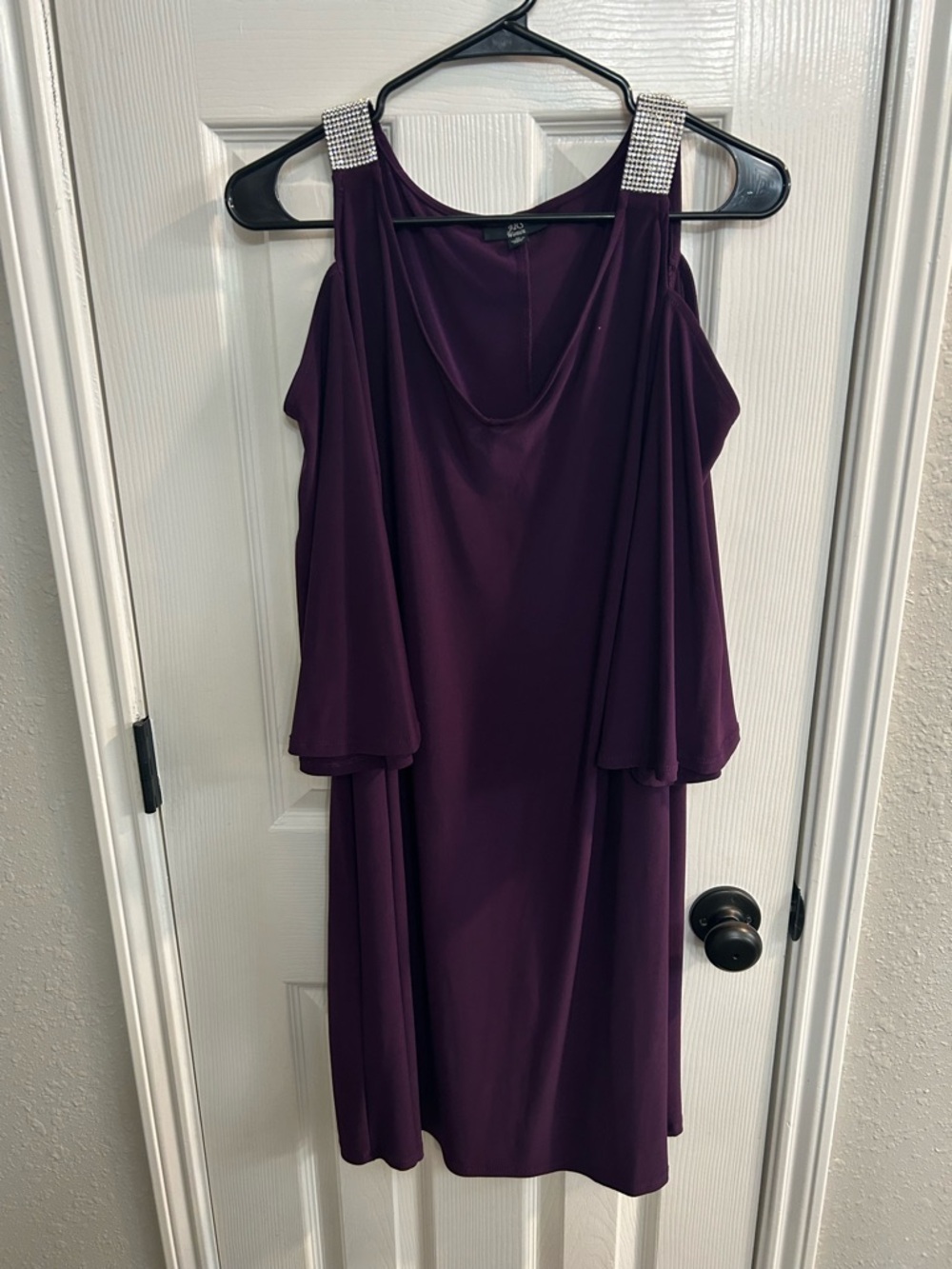JBS Purple Plum Cocktail Dress Silver Embellishment at the shoulder Women's 1X